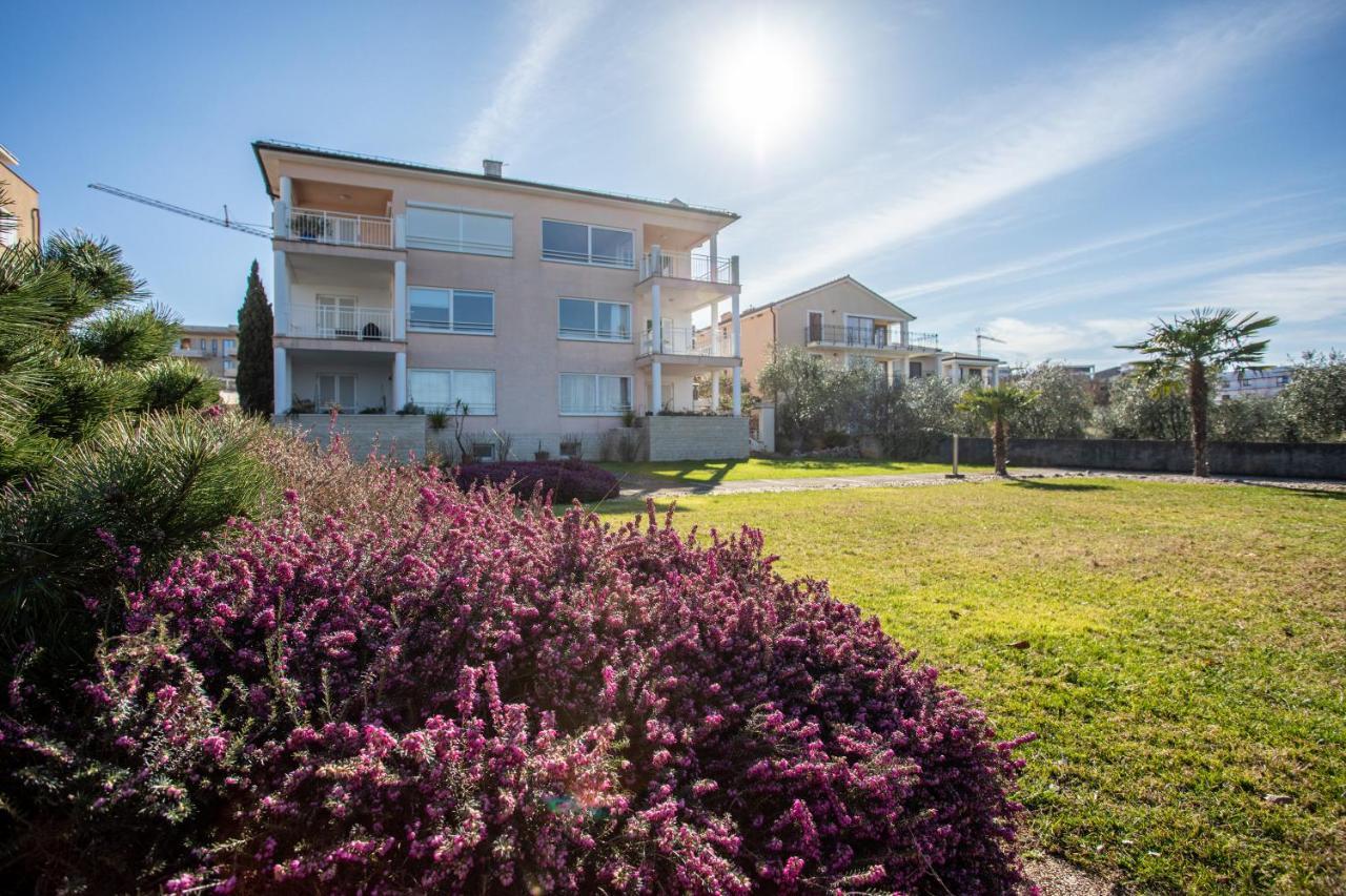 Apartment Tereza Malinska Esterno foto